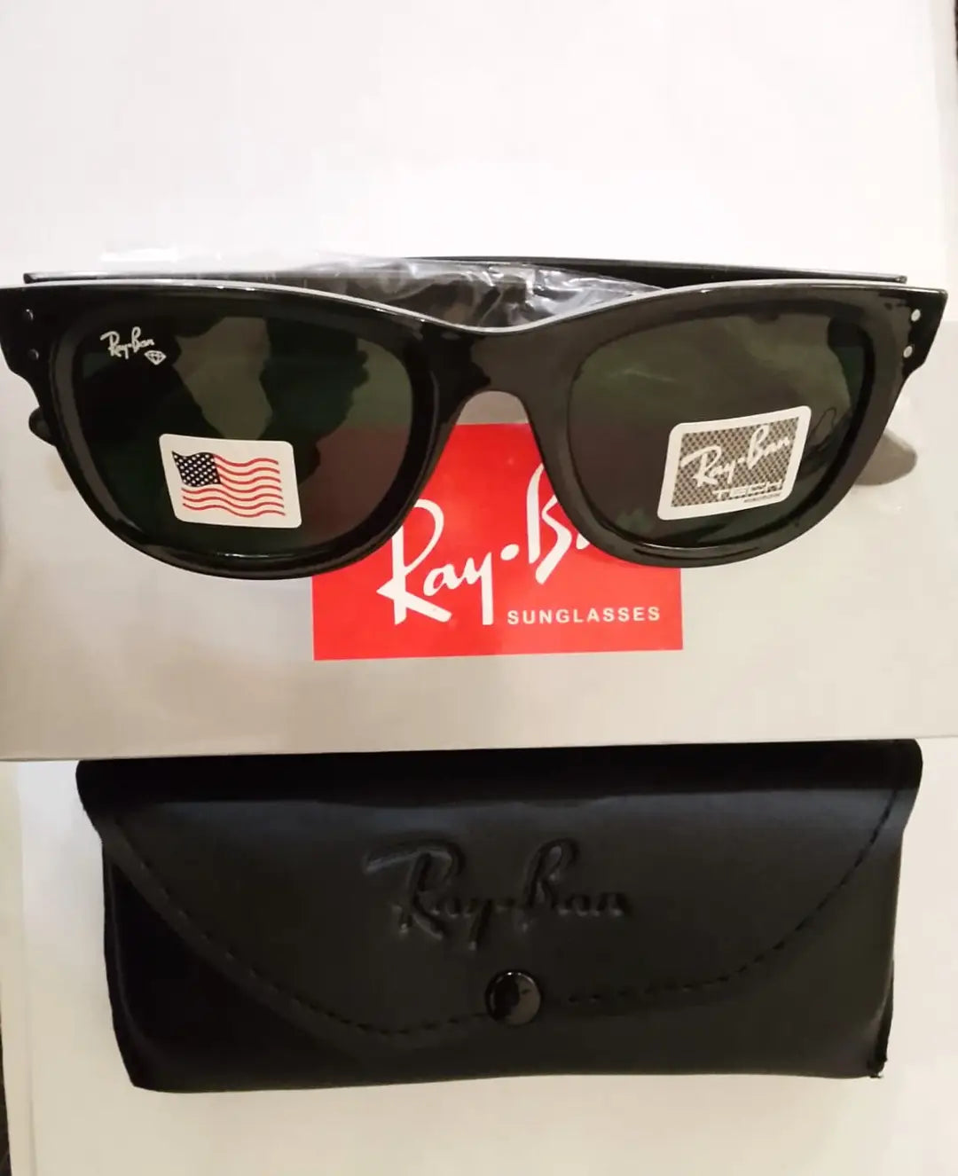 tour glasses